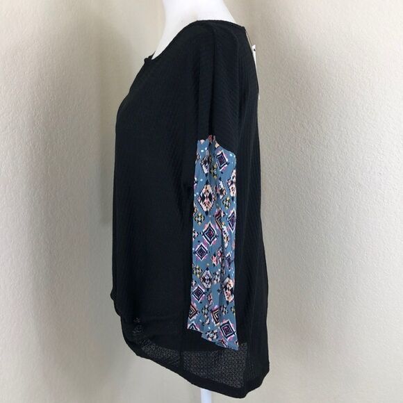 Notations Black Twist Front Split V Neck Top NWT Size S - Picture 6 of 9